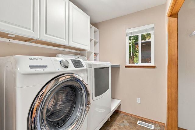1112 S Newer Rd, Spokane Valley, WA 99037