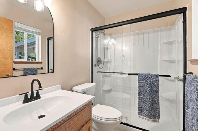 1112 S Newer Rd, Spokane Valley, WA 99037