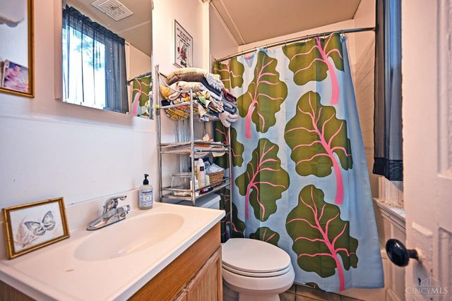 4232 Kirby Avenue, Cincinnati, OH 45223