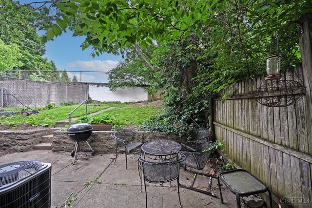 4232 Kirby Avenue, Cincinnati, OH 45223