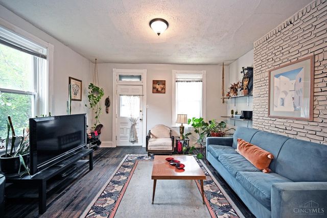 4232 Kirby Avenue, Cincinnati, OH 45223