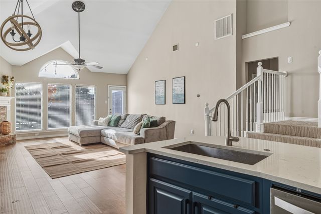 1060 Jennifer Place, Lewisville, TX 75077