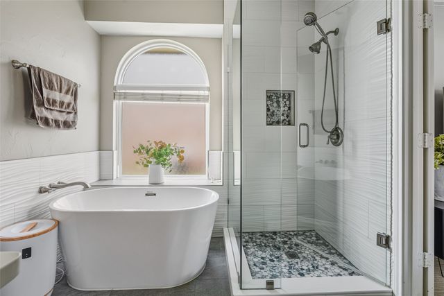 1060 Jennifer Place, Lewisville, TX 75077