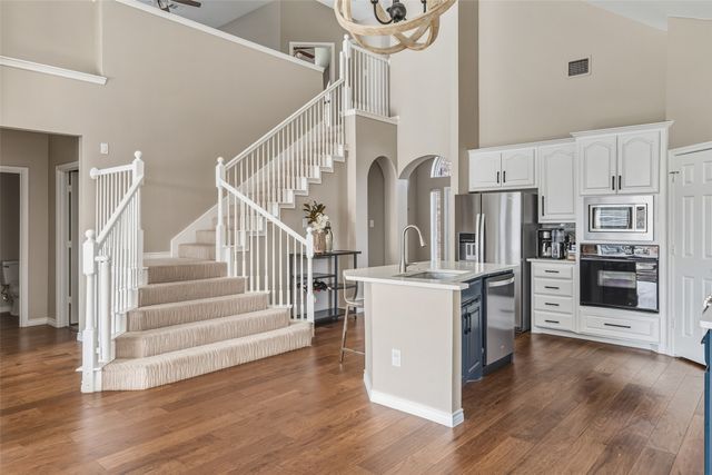 1060 Jennifer Place, Lewisville, TX 75077