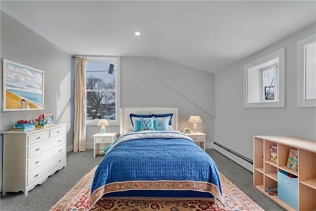 79 Suburban Parkway, Warwick, RI 02889