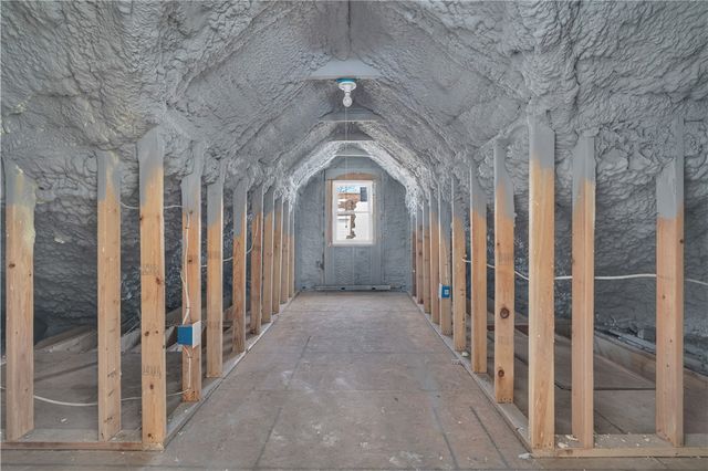 79 Suburban Parkway, Warwick, RI 02889