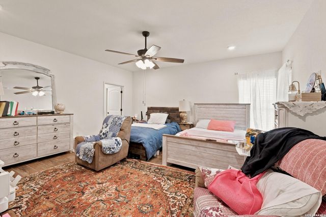 12730 EL SENDERO ST, San Antonio, TX 78233