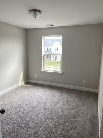 103 Santa Rosa Dr, Gallatin, TN 37066