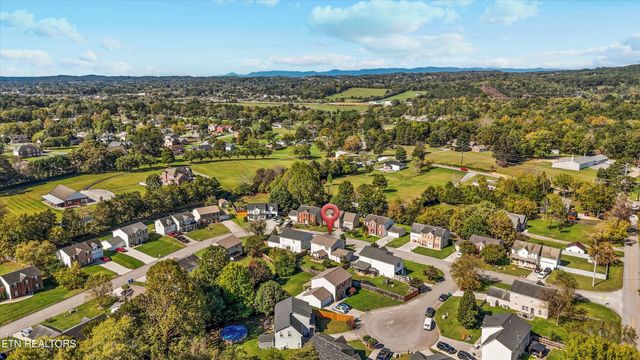 7256 Haynesfield Lane, Knoxville, TN 37918