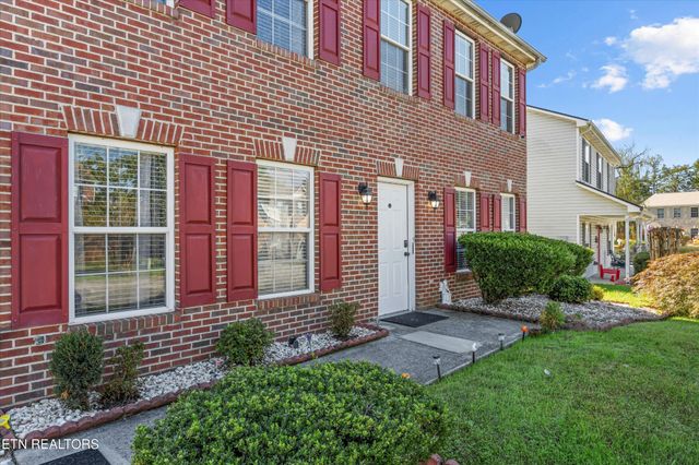 7256 Haynesfield Lane, Knoxville, TN 37918