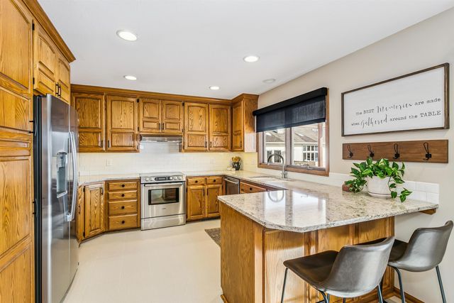 4834 N Homestead St, Bel Aire, KS 67220