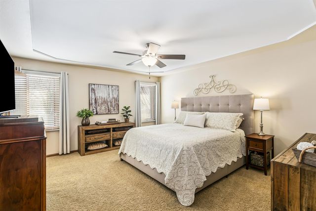 4834 N Homestead St, Bel Aire, KS 67220