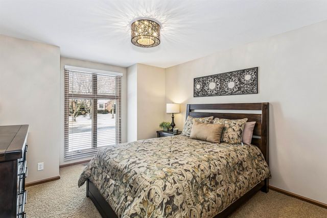 4834 N Homestead St, Bel Aire, KS 67220