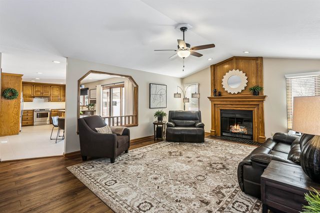 4834 N Homestead St, Bel Aire, KS 67220