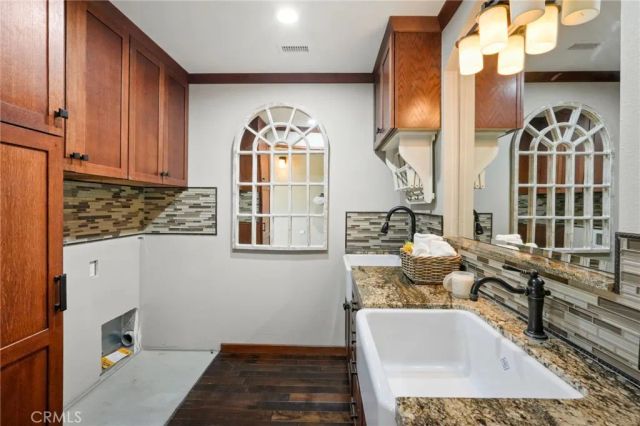 17 Deerwood West, Irvine, CA 92604