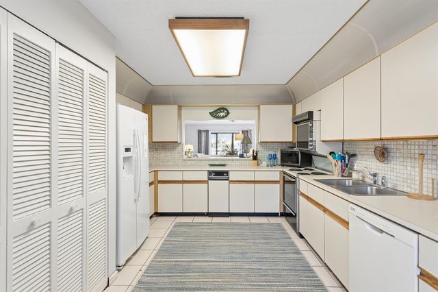 2751 NE 15th Street 103, Fort Lauderdale, FL 33304
