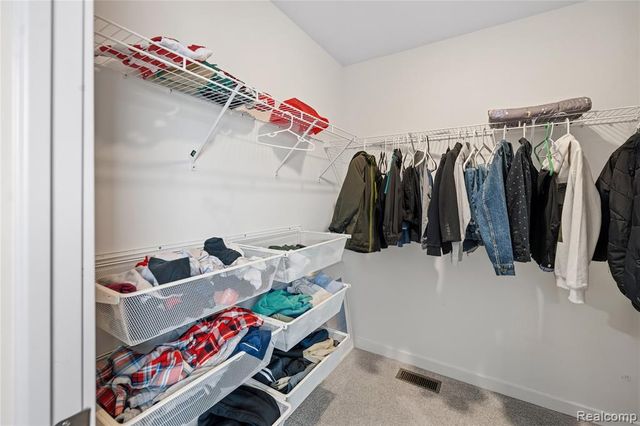 2056 Gambrel Lane, Howell, MI 48843