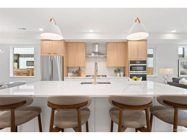 2137 S Sherman St, Denver, CO 80210