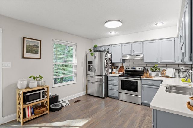 5974 Westmere Drive, Knoxville, TN 37909