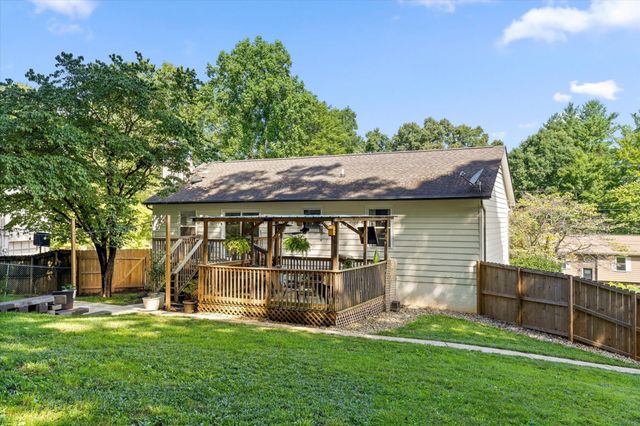 5974 Westmere Drive, Knoxville, TN 37909