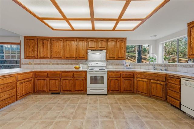 10802 Arrow Point, Grass Valley, CA 95949