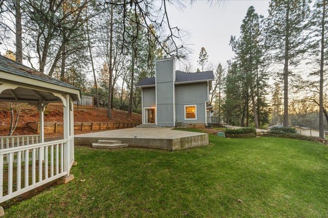 10802 Arrow Point, Grass Valley, CA 95949