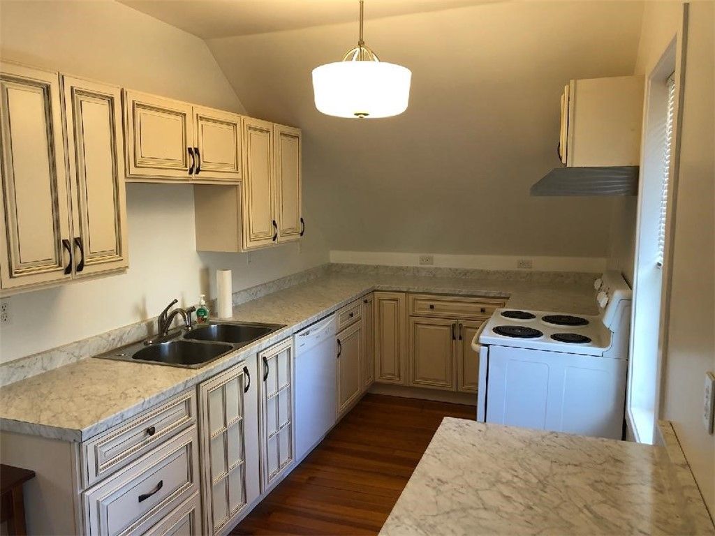 40 East Barrows Street 3, Cumberland, RI 02864