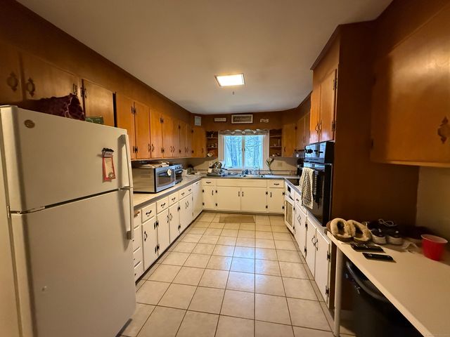 217 Danbury Road, Ridgefield, CT 06877