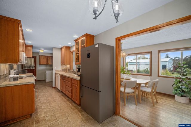 10343 Brick Rd SE, Turner, OR 97392