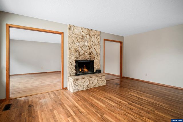 10343 Brick Rd SE, Turner, OR 97392