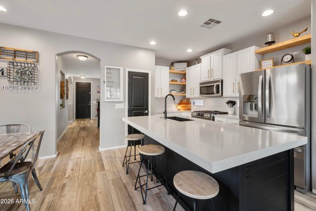 3740 E SEXTON Street, Gilbert, AZ 85295