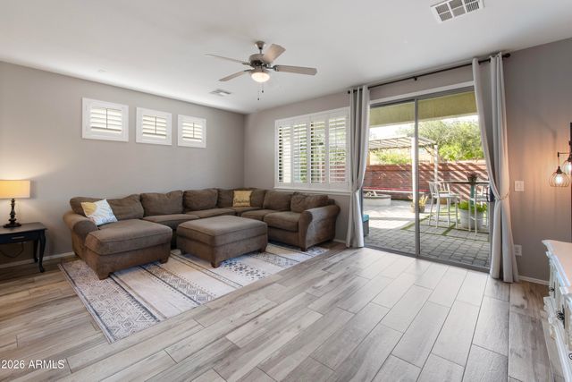 3740 E SEXTON Street, Gilbert, AZ 85295