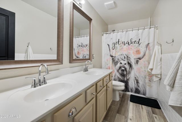 3740 E SEXTON Street, Gilbert, AZ 85295