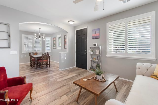 3740 E SEXTON Street, Gilbert, AZ 85295
