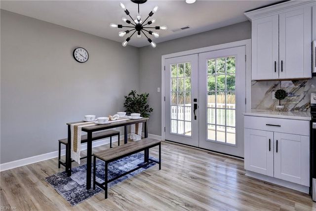 6999 Linda CIR, Hayes, VA 23072