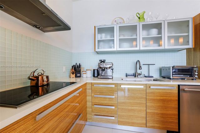 2020 N Bayshore Dr 1604, Miami, FL 33137