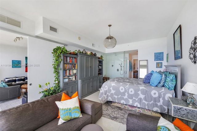 2020 N Bayshore Dr 1604, Miami, FL 33137