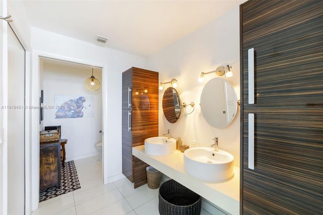 2020 N Bayshore Dr 1604, Miami, FL 33137