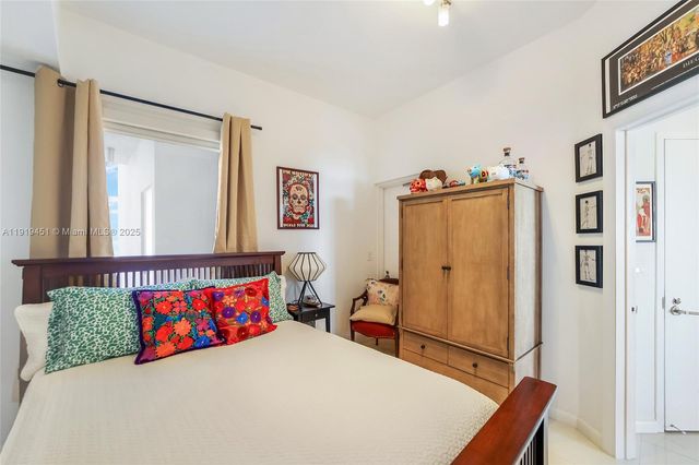 2020 N Bayshore Dr 1604, Miami, FL 33137