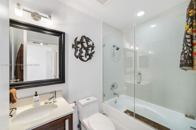 2020 N Bayshore Dr 1604, Miami, FL 33137