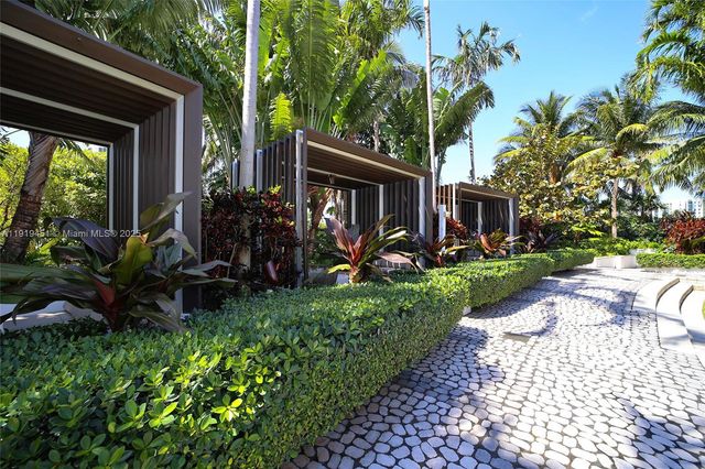 2020 N Bayshore Dr 1604, Miami, FL 33137