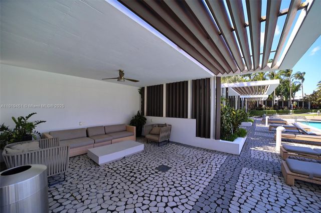 2020 N Bayshore Dr 1604, Miami, FL 33137