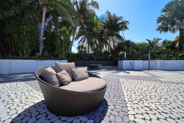 2020 N Bayshore Dr 1604, Miami, FL 33137