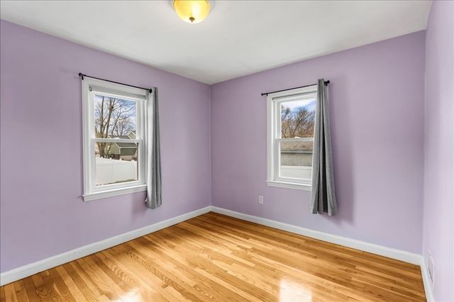 21 Gale Road, Weymouth, MA 02188