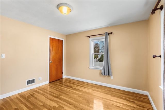 21 Gale Road, Weymouth, MA 02188