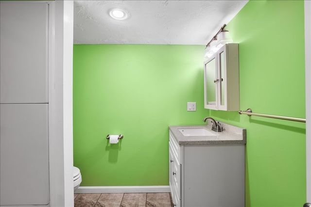 21 Gale Road, Weymouth, MA 02188