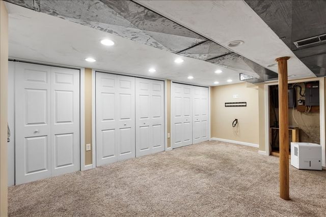 21 Gale Road, Weymouth, MA 02188