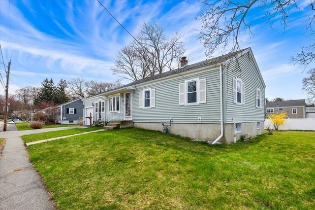 21 Gale Road, Weymouth, MA 02188