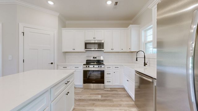2230 Allen Ferry Rd, Smithville, TN 37166