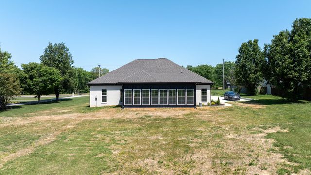 2230 Allen Ferry Rd, Smithville, TN 37166